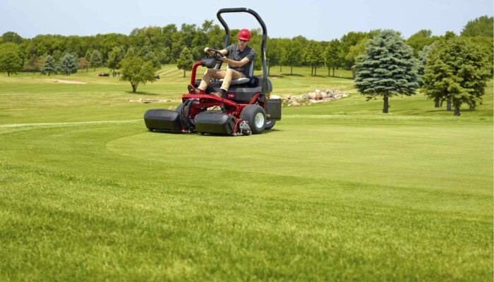 cm14_3044s_greensmaster_3250_50